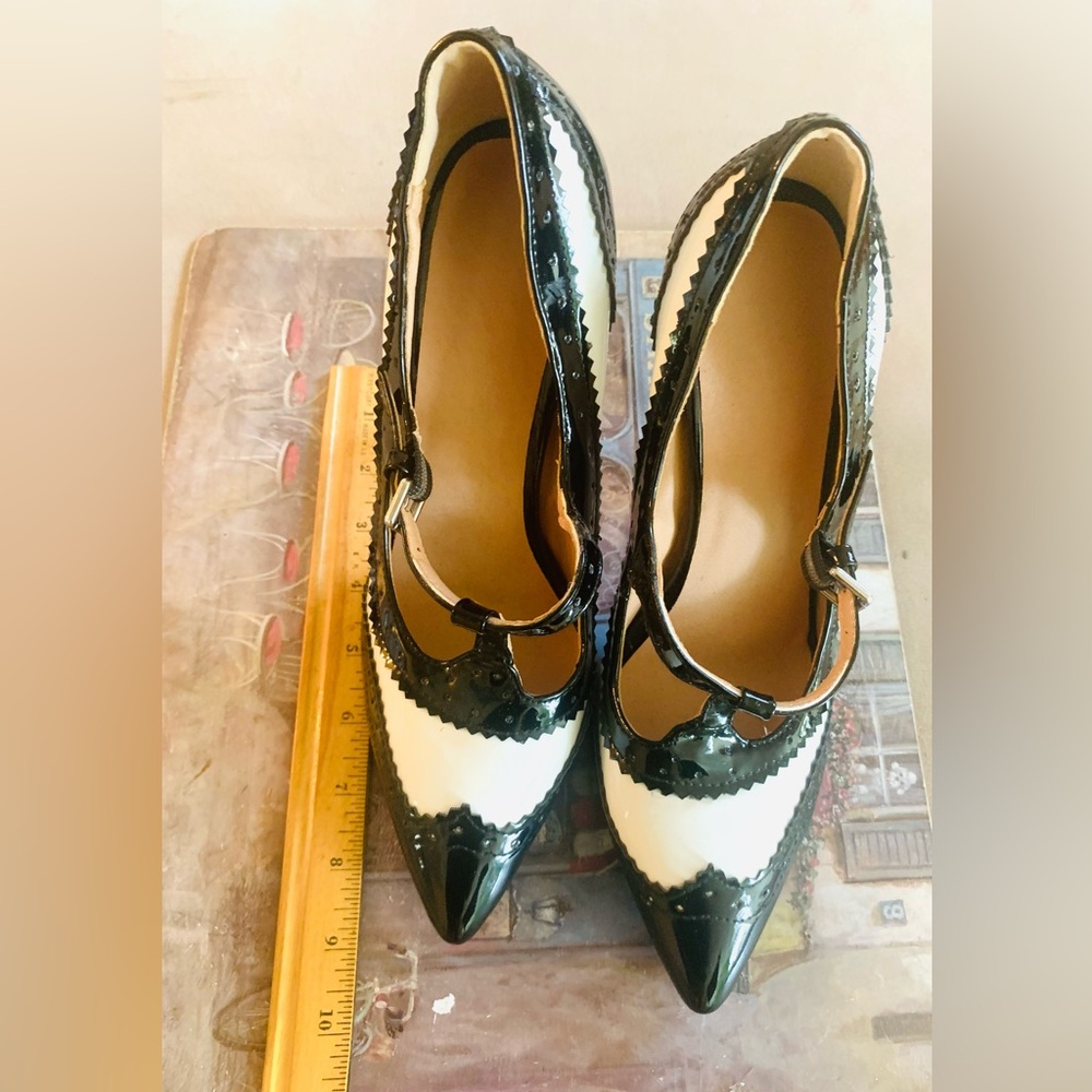 Black & White T-Strap Pumps - Picture 12 of 12